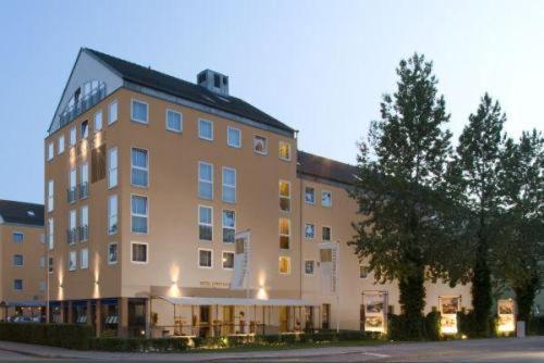 Hotel Lifestyle Landshut Esterno foto